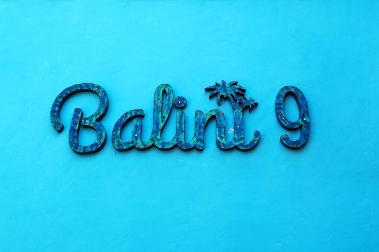 Balini 9 Hostel Denpasar Kültér fotó