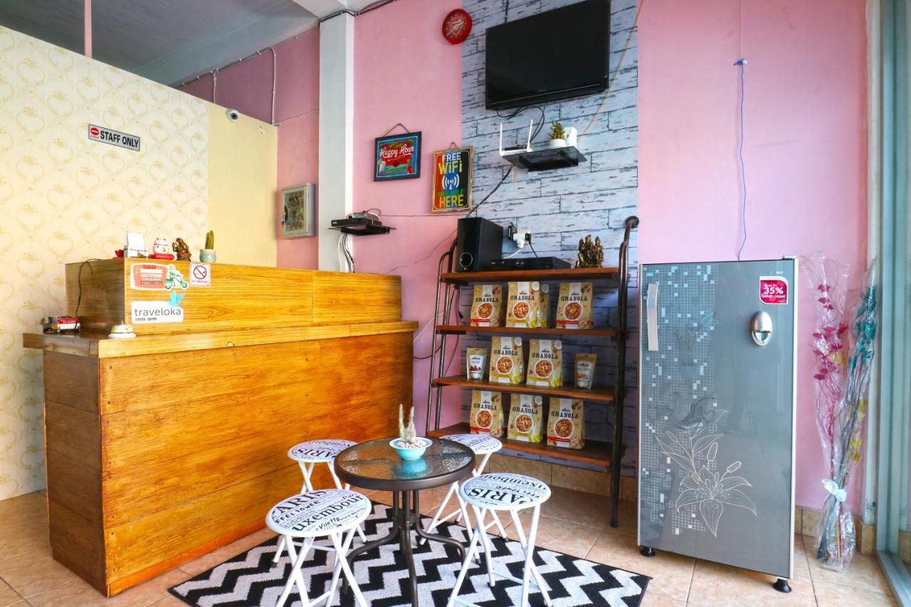Balini 9 Hostel Denpasar Kültér fotó