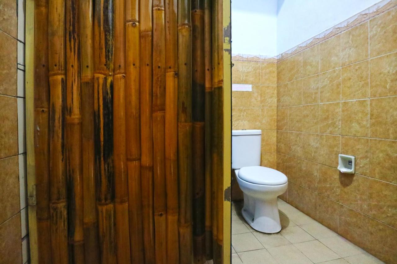 Balini 9 Hostel Denpasar Kültér fotó