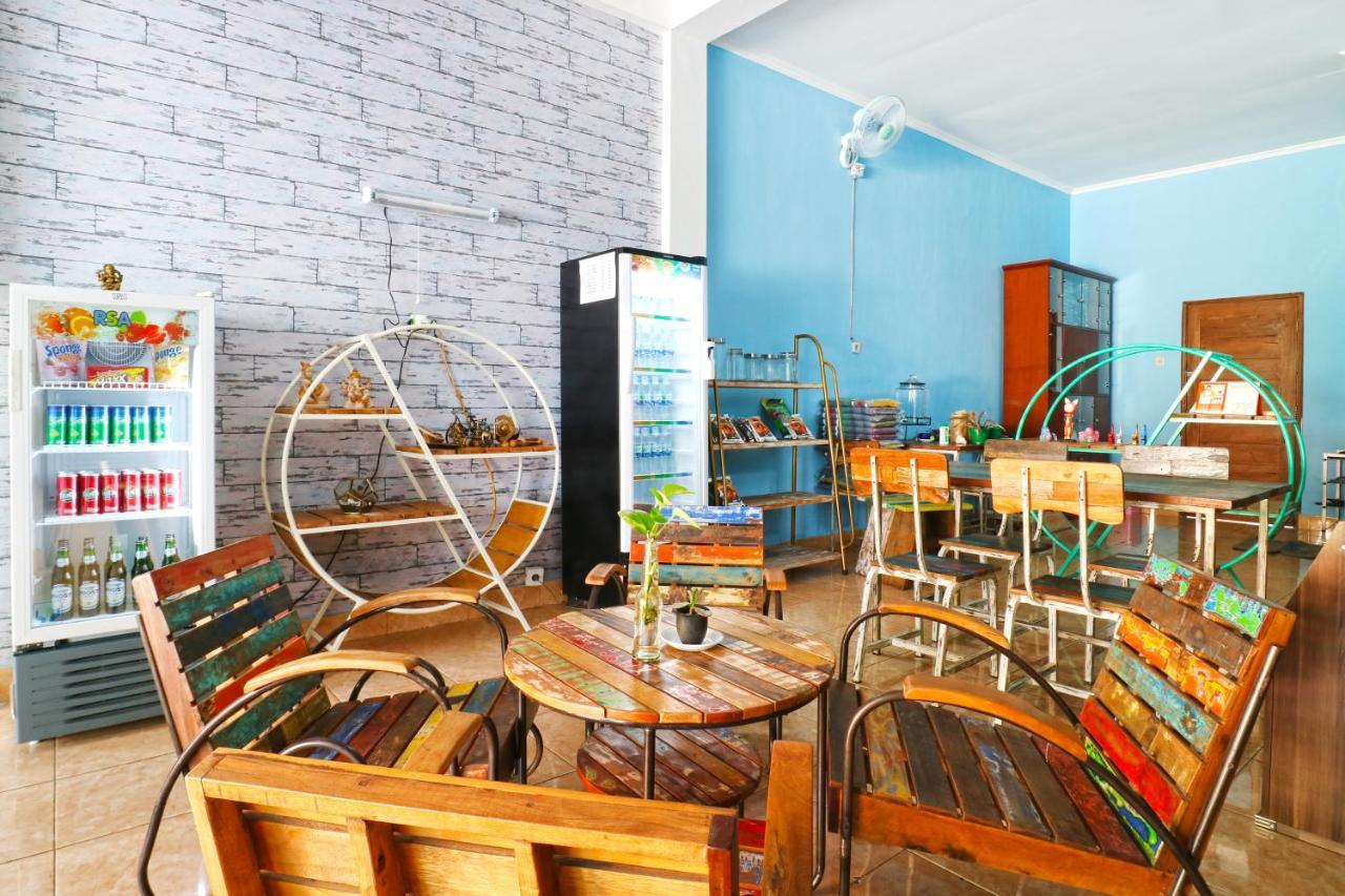 Balini 9 Hostel Denpasar Kültér fotó